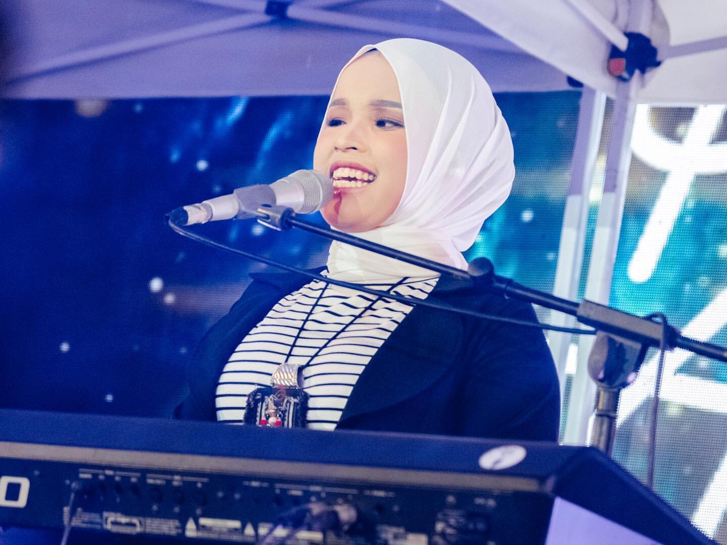 Profil Putri Ariani: Penyanyi Indonesia Peraih Golden Buzzer di AGT