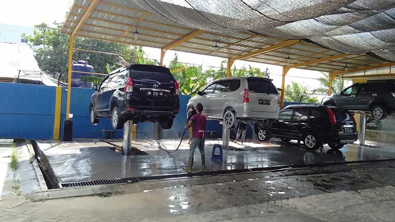 9 Rekomendasi Tempat Cuci Mobil di Kota Malang