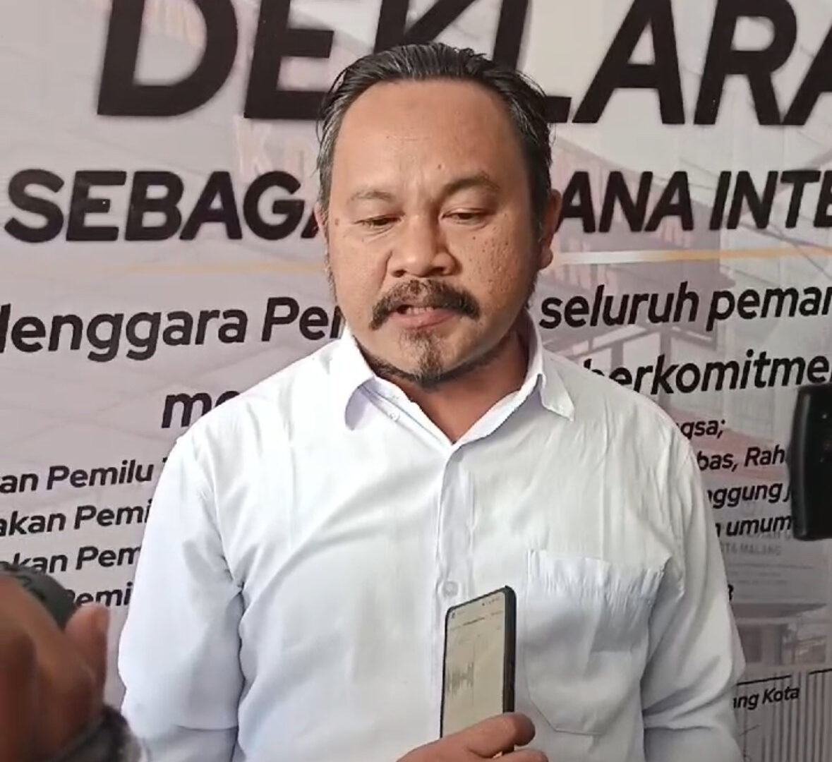 Pasangan Independen Sam HC Rizky Boncel Lolos Vermin KPU Kota Malang