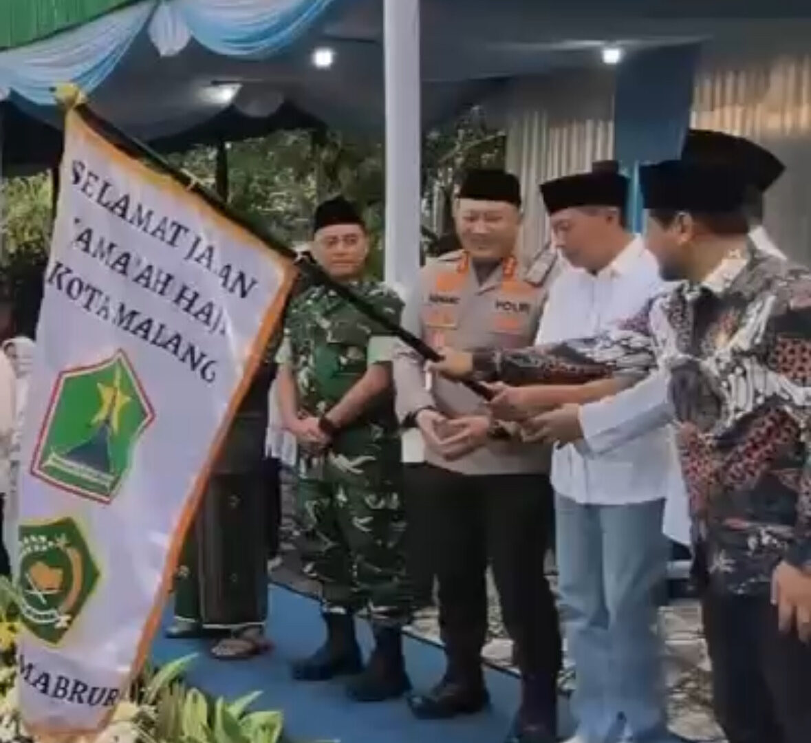 Wali Kota Wahyu Lepas Jamaah Haji Kloter Kota Malang