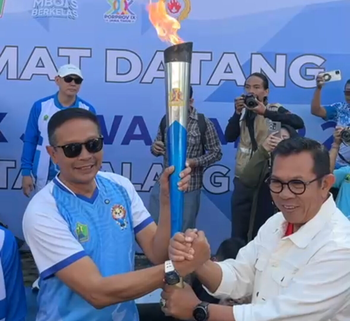 Obor Porprov Diserahkan Di Terminal Landungsari Malang