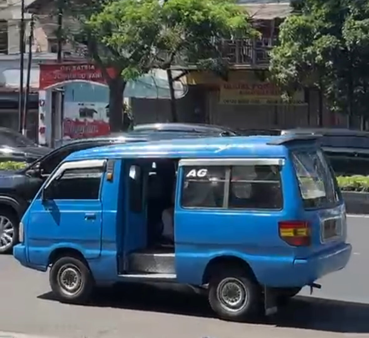 Angkot Kota Malang Yang Akan Dijadikan Feeder Trans Jatim