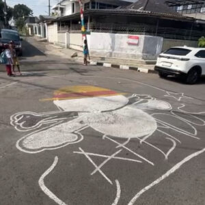 Mural One Piece Karya Warga Di Jalan Lahor, Blimbing, Kota Malang Yang Masih Dalam Proses Pengerjaan