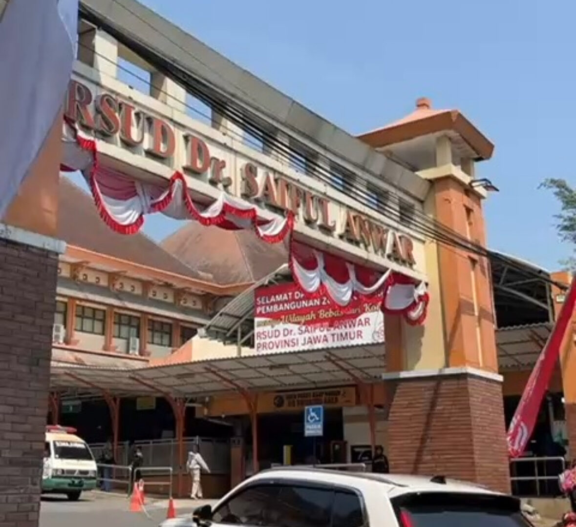 Tampak Depan Rumah Sakit Saiful Anwar (RSSA) Malang