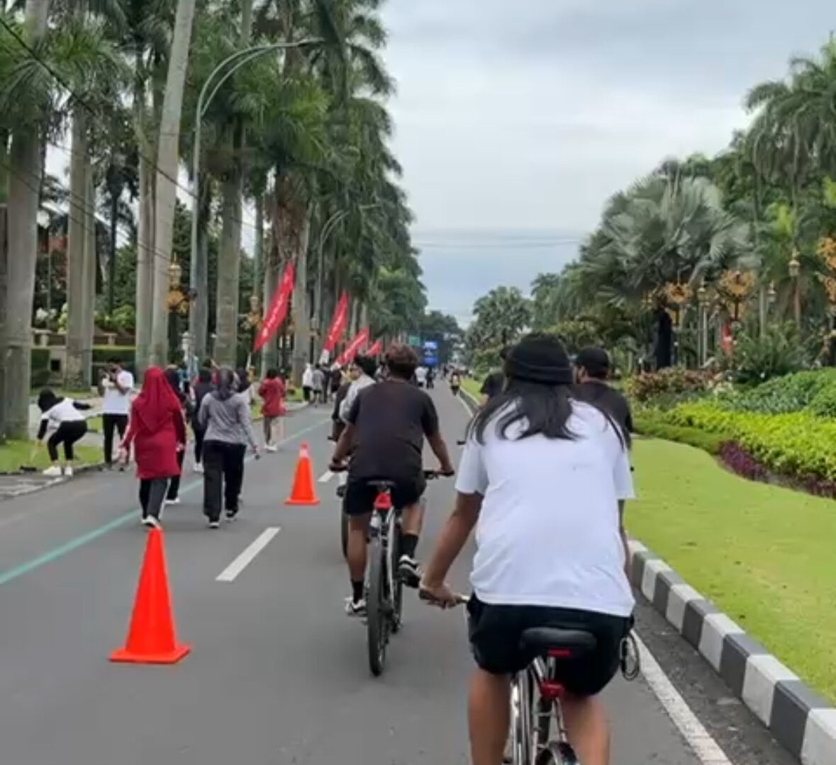 Suasana Car Free Day Di Jalan Besar Ijen Kota Malang