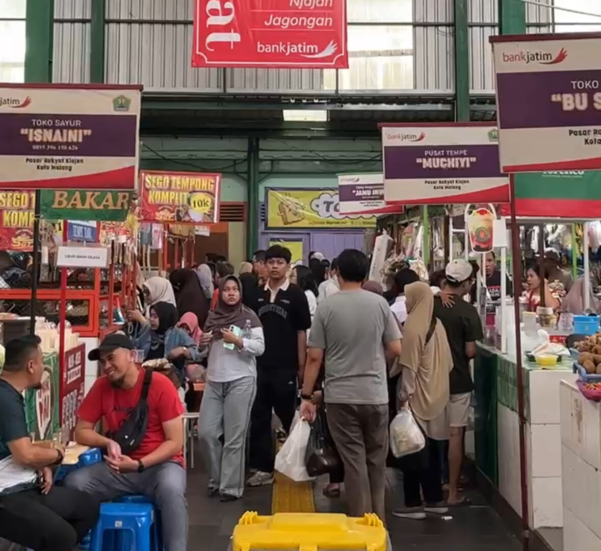 Suasana Pasar Klojen Kota Malang