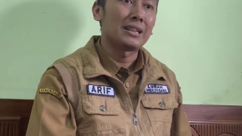 Lurah Merjosari Saat Dimintai Keterangan Oleh Wartawan