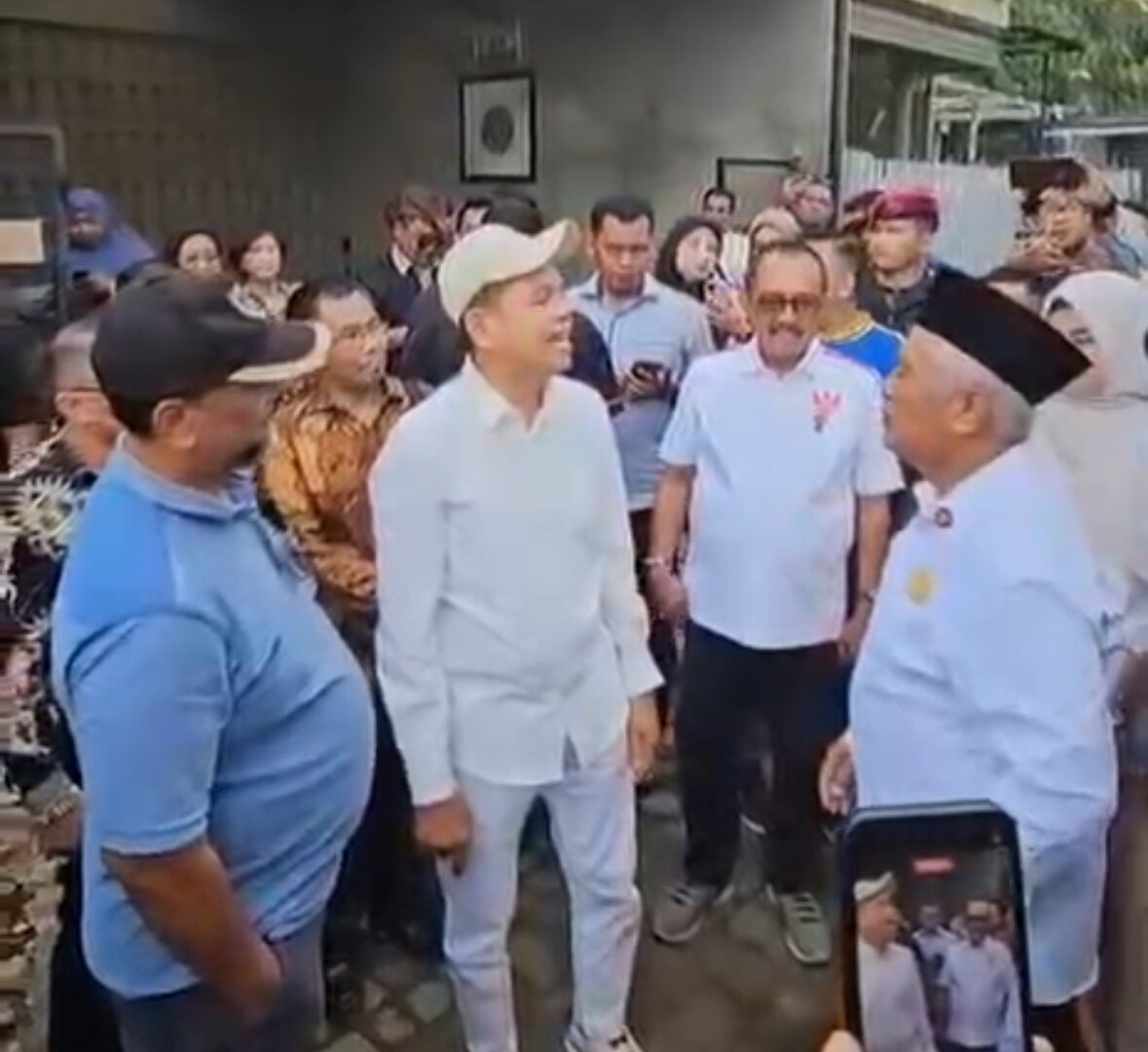 Silaturahmi Kang Dedi Dan Armuji Di Rumah Yai Mim