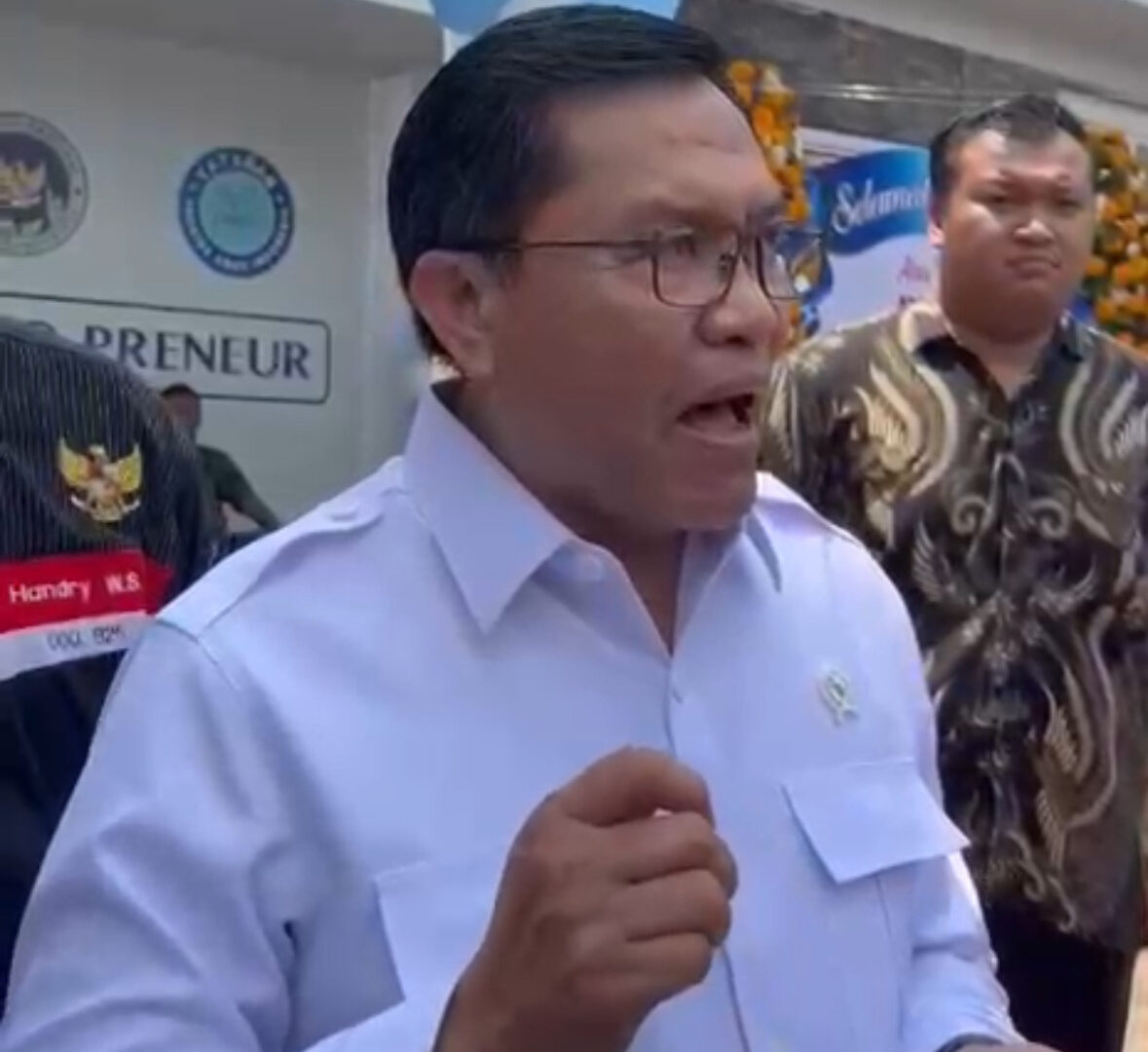Sony Sanjaya Menegaskan Penggunaan Air Galon Sebagai Standar Dapur MBG
