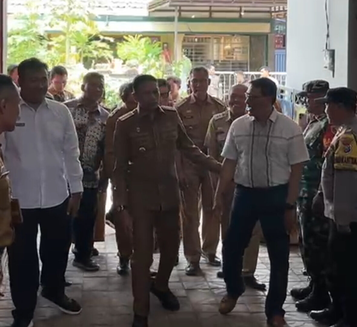 Wali Kota Malang Tinjau SPPG Buring
