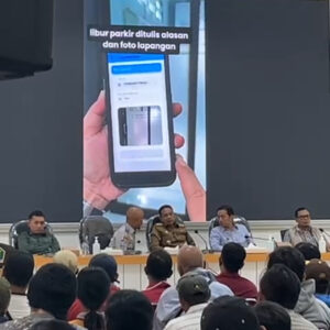 Wali Kota Malang Dan Dishub Meluncurkan Sistem Parkir Digital SISPARMA Bersama Para Jukir Di Gedung Mini Block Office.