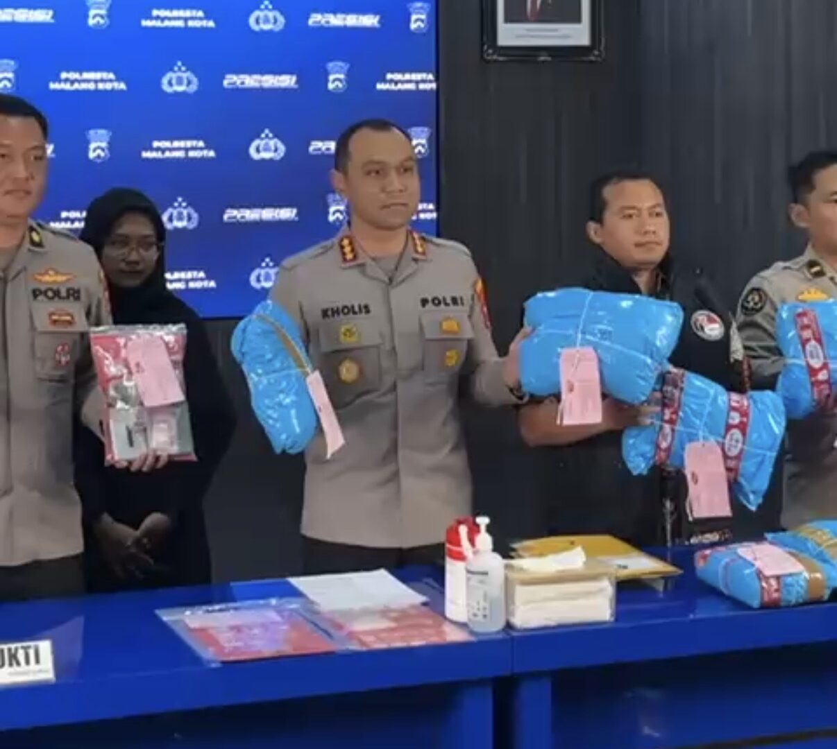 Kapolresta Malang Kombes Putu Kholis Saat Rilis Kasus Narkoba Januari 2026