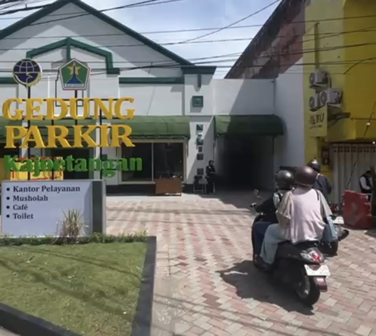 Gedung Parkir Kayutangan Yang Akan Dipasang Sistem E-parking Non-tunai Oleh Dishub Kota Malang