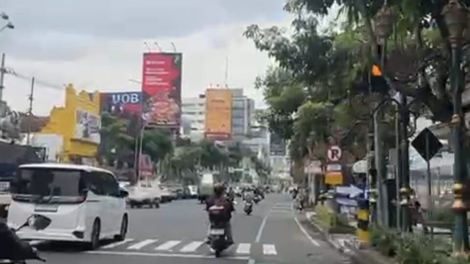 Kondisi Lalu Lintas Di Rahmat Kayutangan Kota Malang