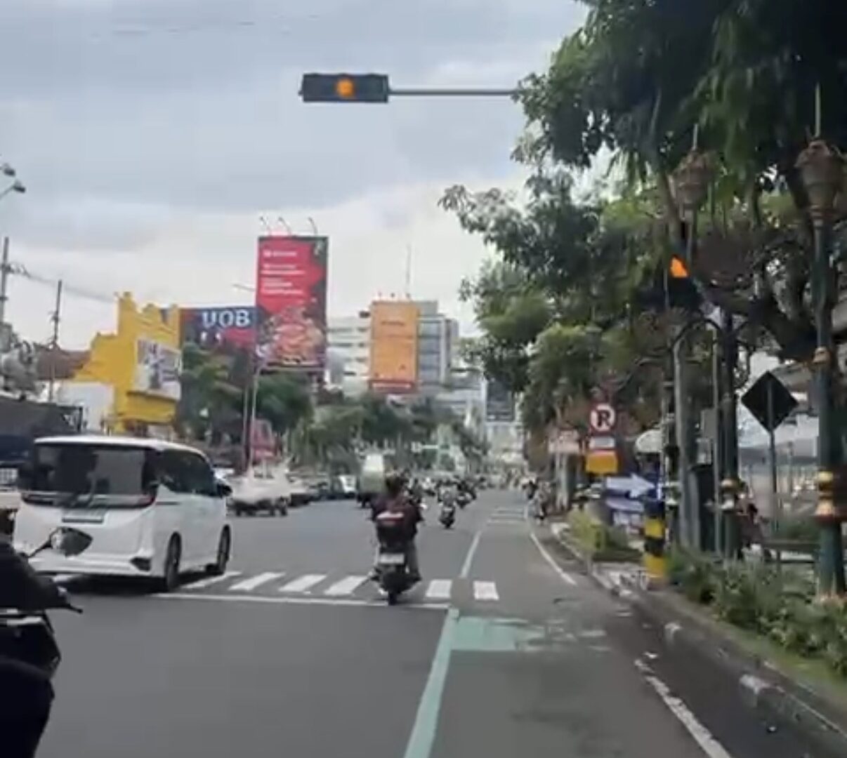 Kondisi Lalu Lintas Di Rahmat Kayutangan Kota Malang