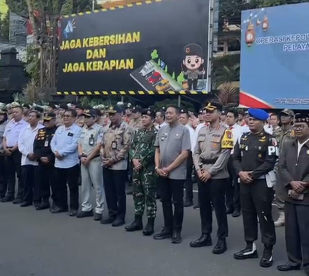 Apel Gelar Pasukan Operasi Ketupat Pengamanan Lebaran Di Polresta Malang Kota