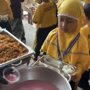 Program Makan Bergizi Gratis Konsep Prasmanan Di Malang