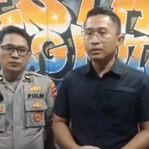 Kasat Reskrim Polresta Malang Kota AKP Rahmad Aji Prabowo Memberikan Keterangan Kepada Wartawan