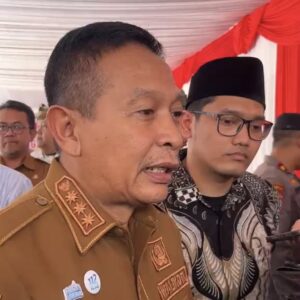 Wali Kota Malang, Wahyu Hidayat, Memberikan Keterangan Terkait Pengawasan Daycare