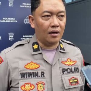 Kabagops Polresta Malang Kota Kompol Wiwin Rusli Memberikan Keterangan Terkait Pengamanan May Day
