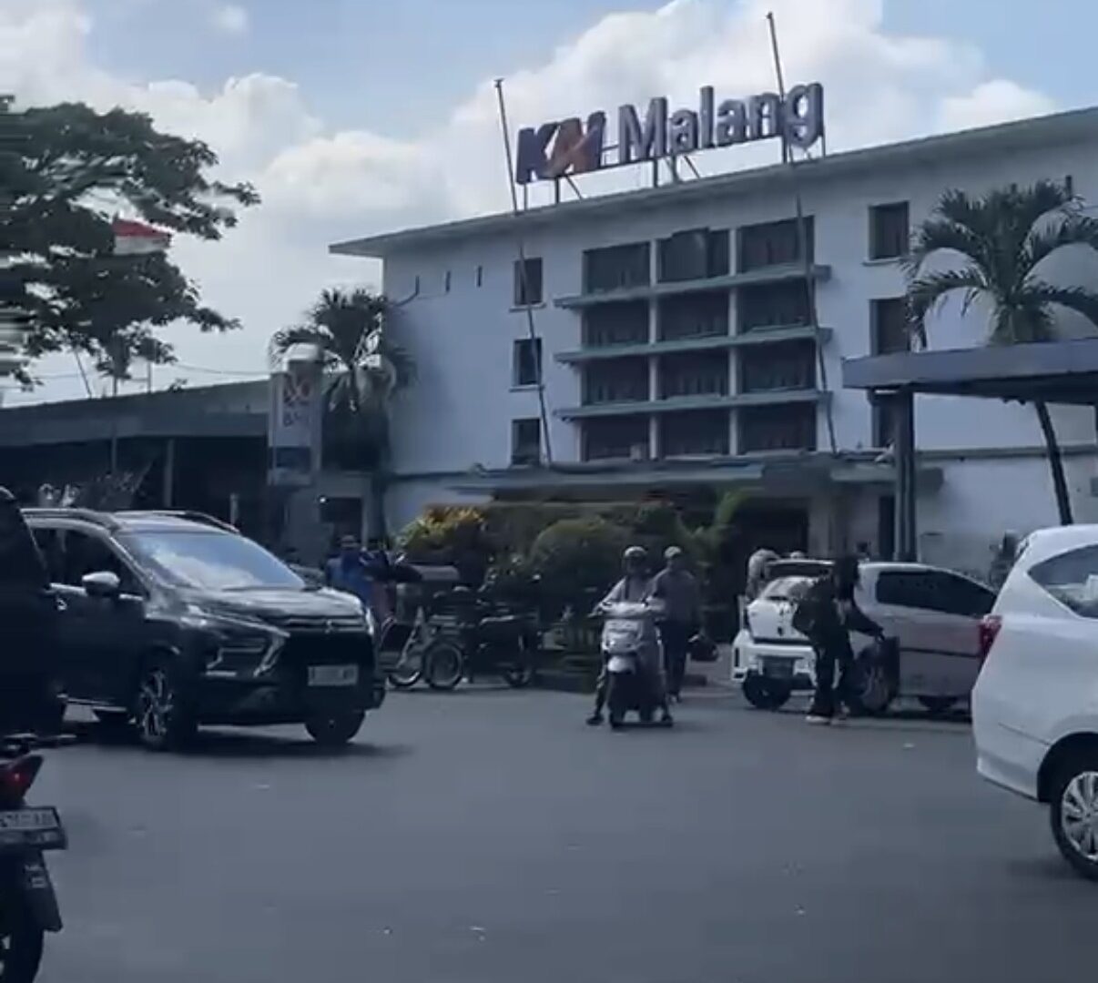 Suasana Di Stasiun Malang Saat Libur Idul Adha